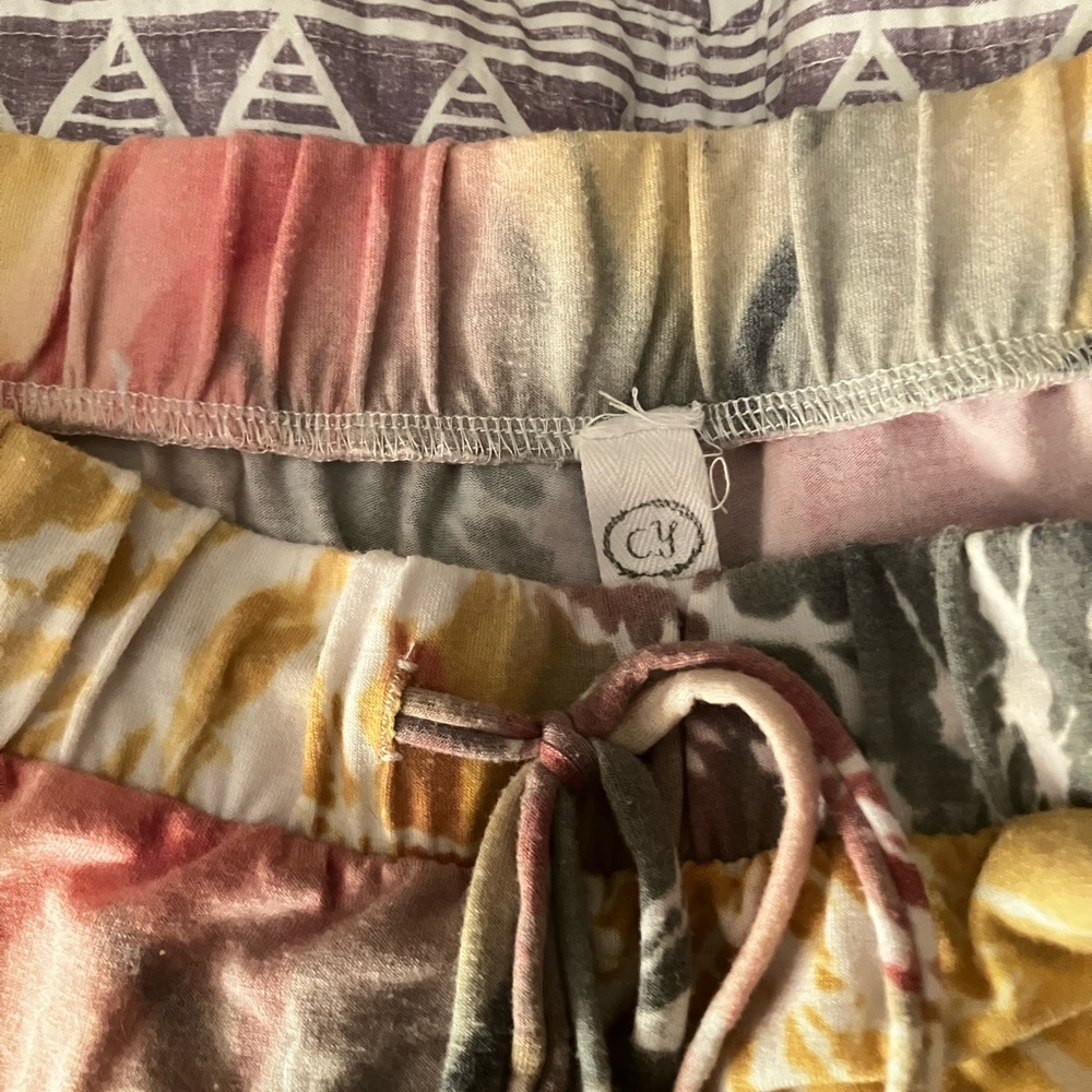 Tie-Dye Drawstring Shorts - Picture 2 of 5